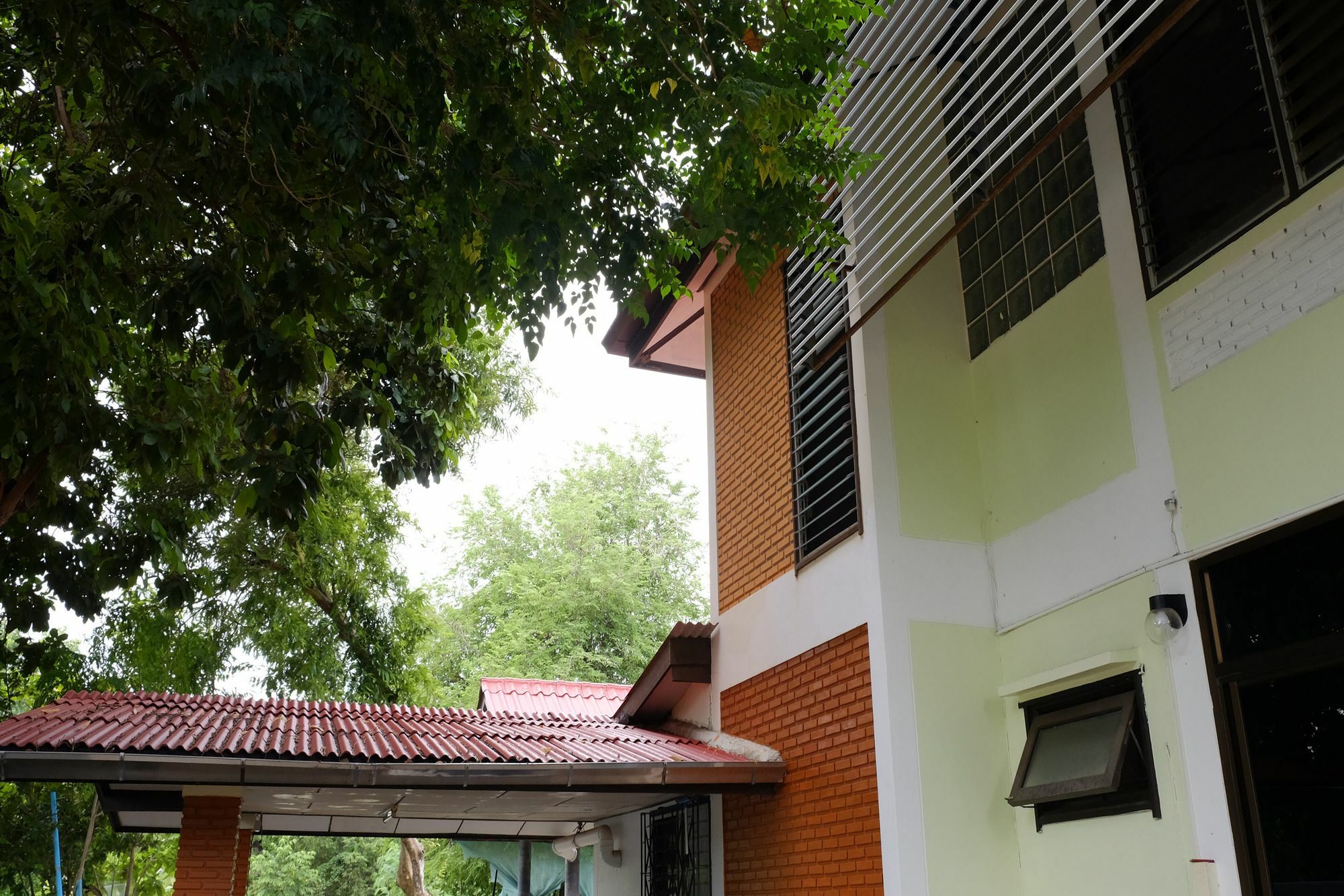 Chomlay Restaurant & Room For Rent Ban Nai Rai 外观 照片